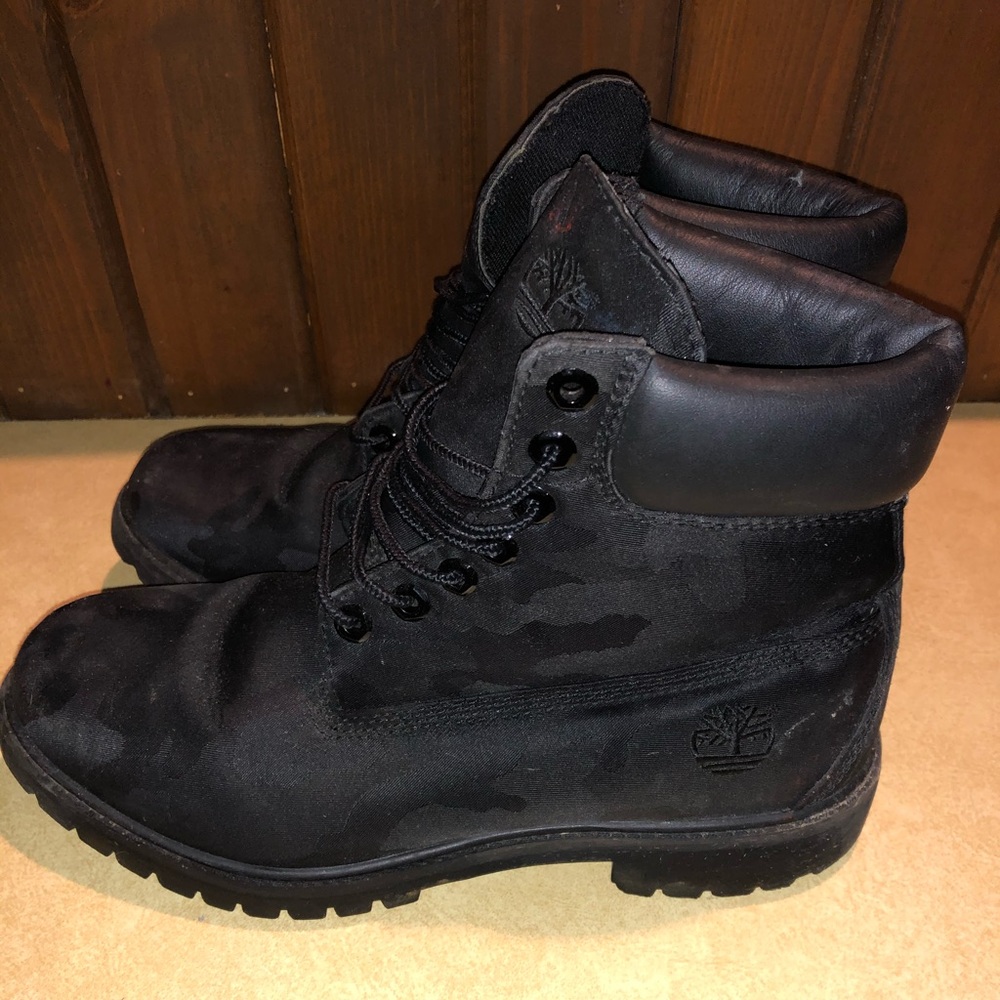 Timberlands Mens Black Camo Boots